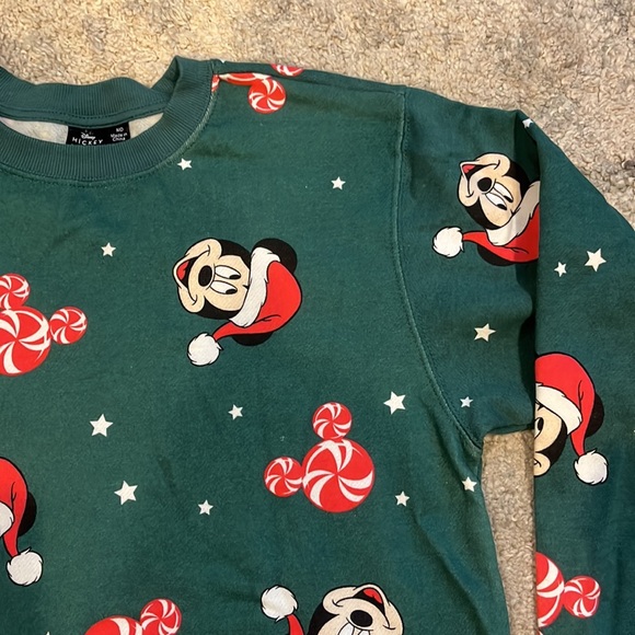 Disney Mickey Mouse women’s Christmas sweatshirt, size M, brand new with tags - Picture 2 of 5